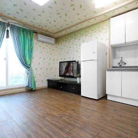 Yeowoogneul Pension Chuncheon Exterior foto