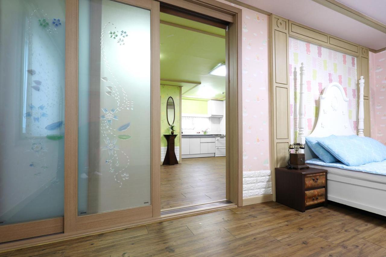 Yeowoogneul Pension Chuncheon Exterior foto
